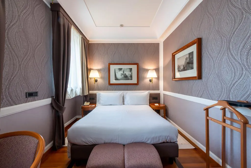 Double or Twin CLASSIC Room, Grand Hotel Ortigia, Catania