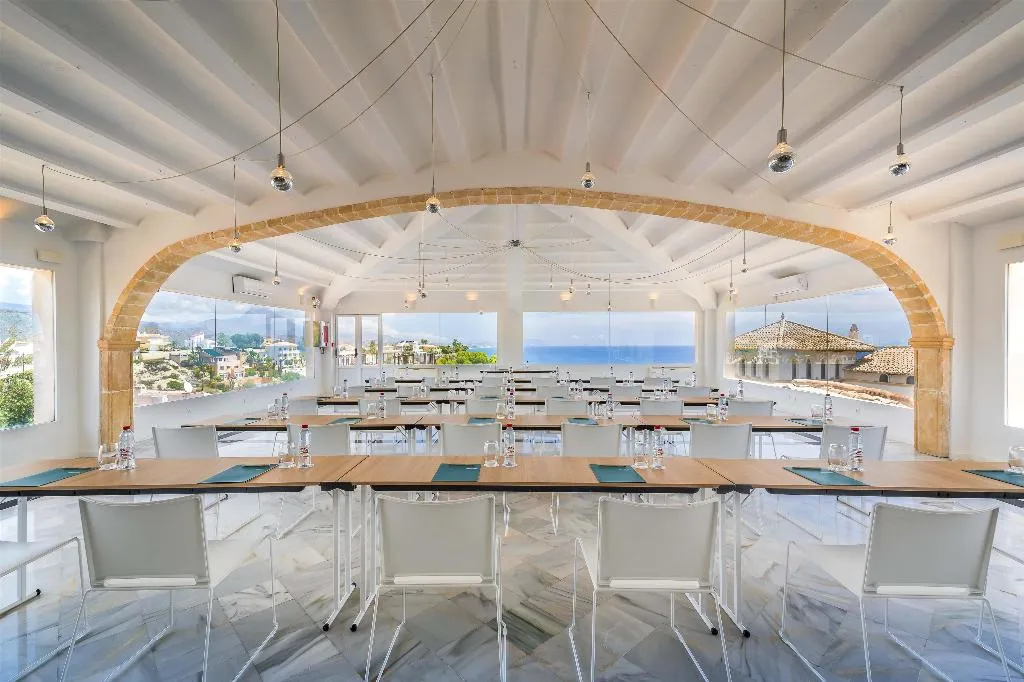 Conferences, Occidental Pueblo Acantilado, Costa Blanca