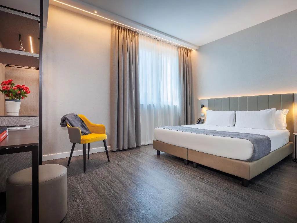 DOUBLE STANDARD Room, iH Hotels Milano Centrale, Milan