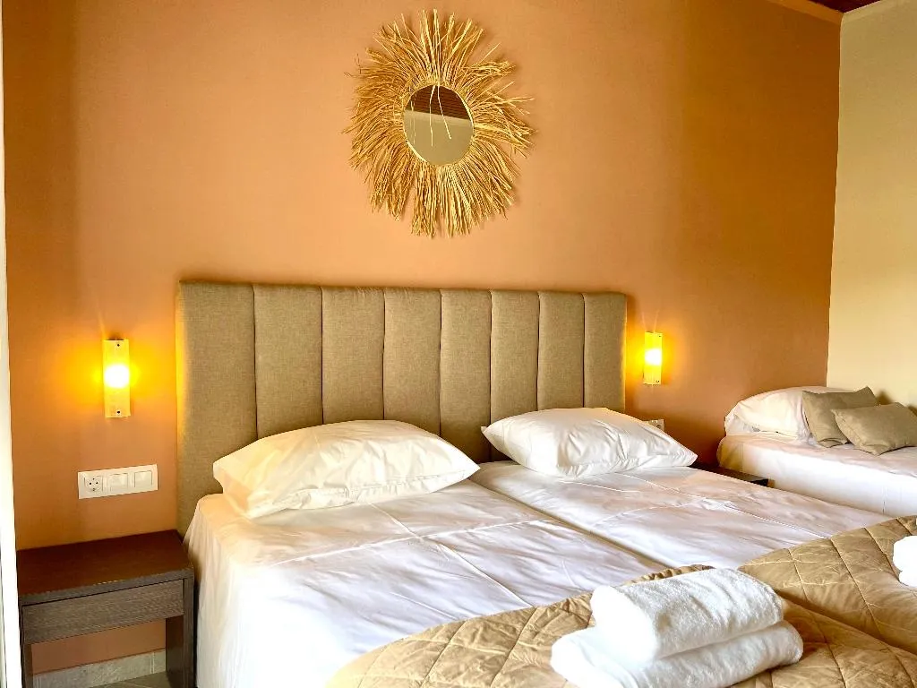 TRIPLE STANDARD Room, Oasis Beach Club, Corfu