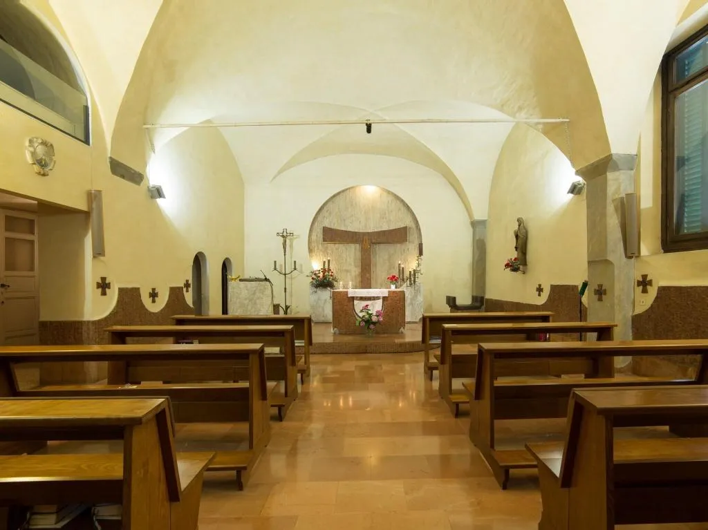Sports and Entertainment, Casa Santo Nome Di Gesu, Florence