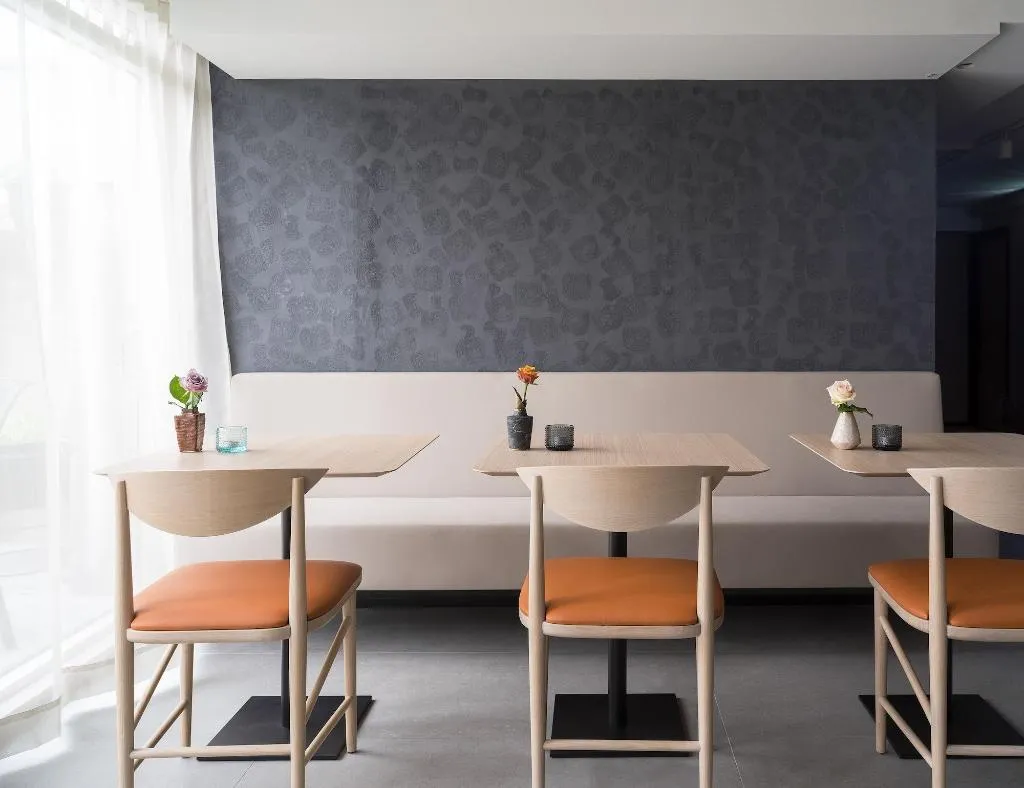 Restaurant, Hotel Lotus, Reykjavik