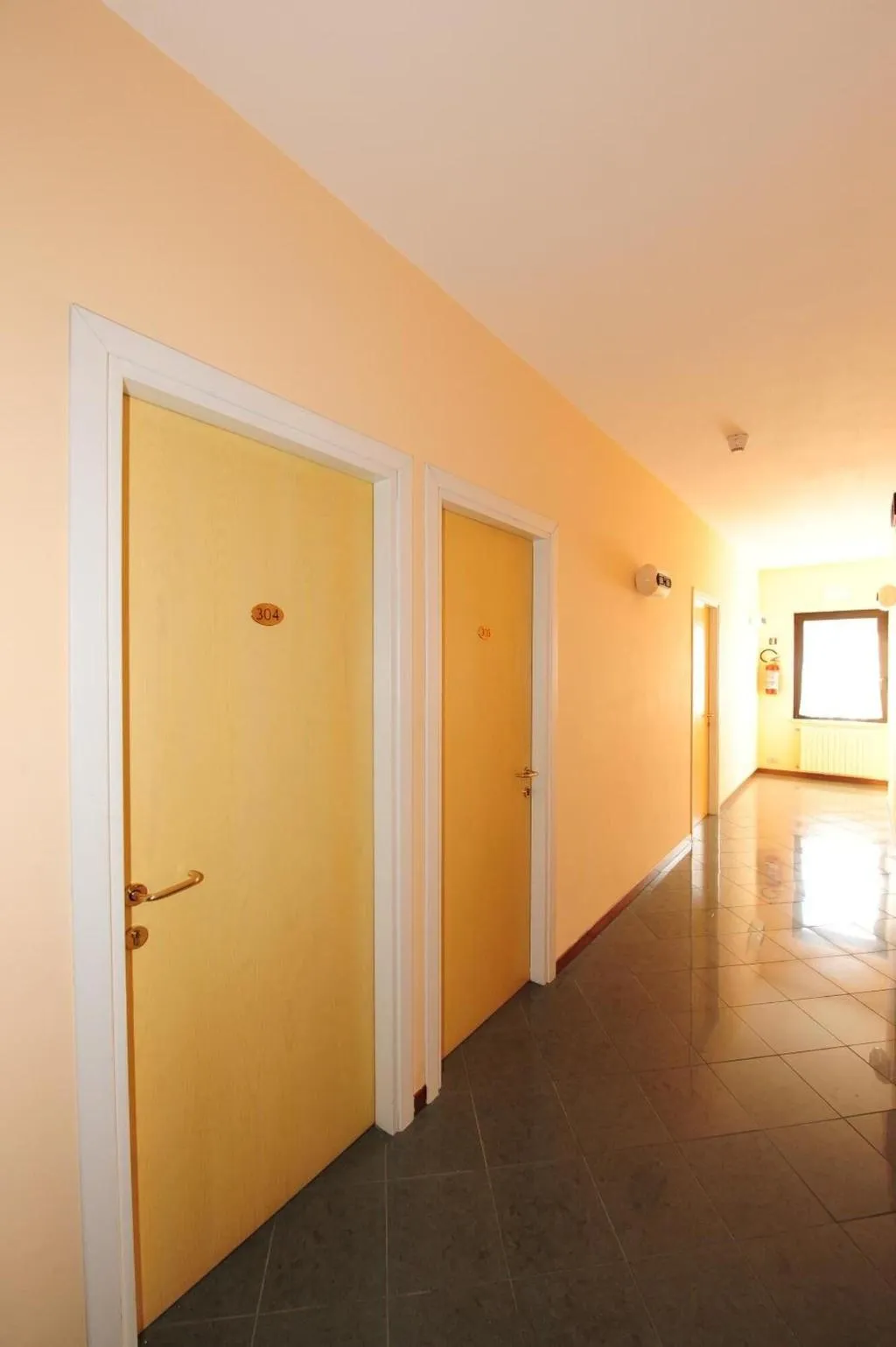 Lobby, Kristall, Perugia