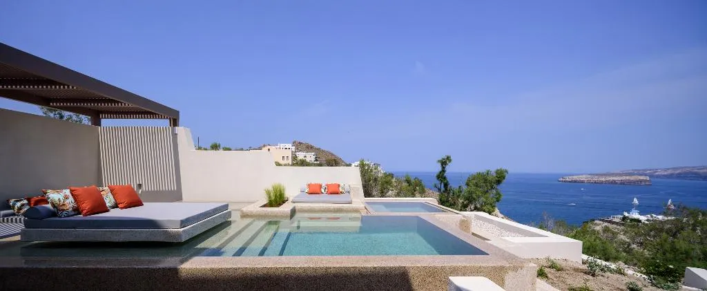 SUITE WITH PRIVATE POOL Room, Potnia Theron Suites, Santorini