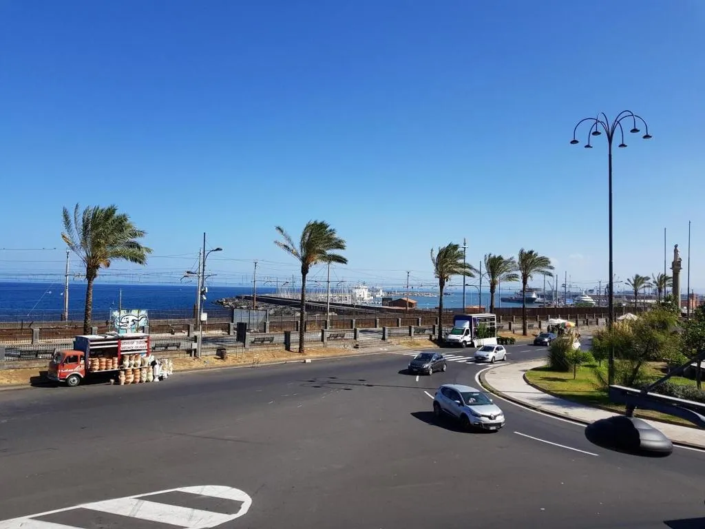 General view, Sul Molo, Catania