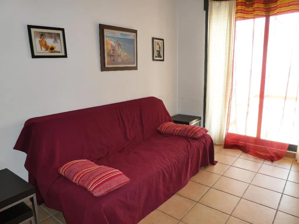 APARTMENT CAPACITY 6 TWO BEDROOMS Room, Apartamentos Font Nova 3000, Valencia
