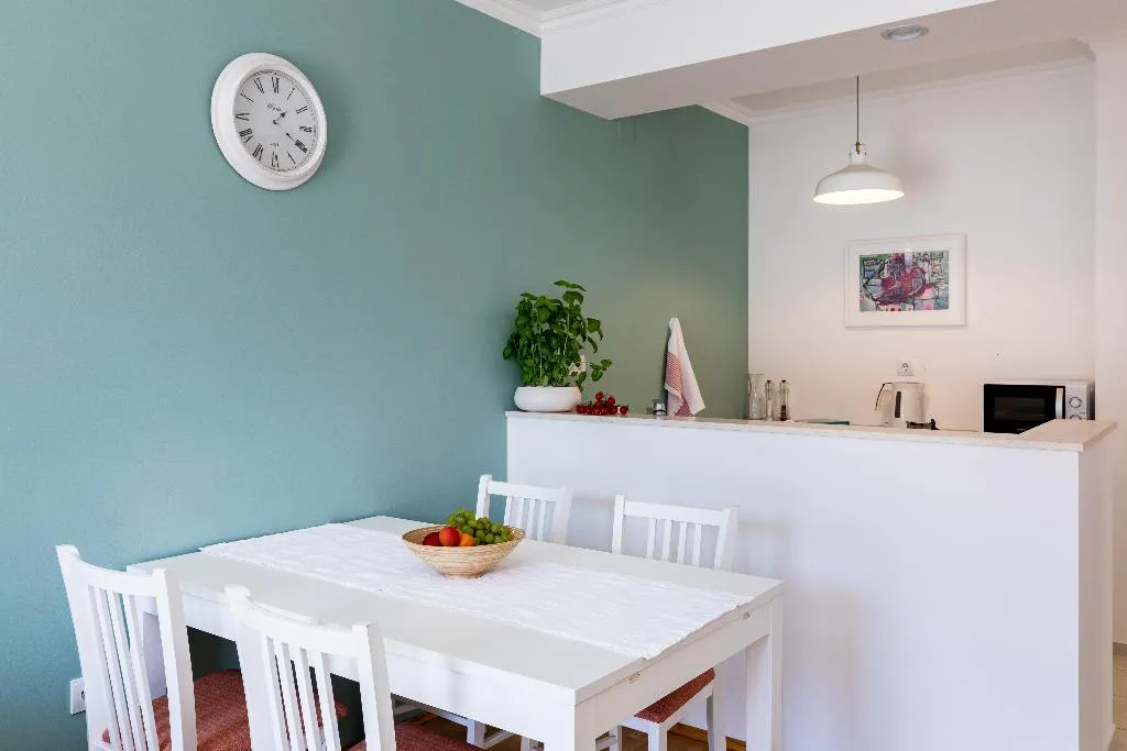 APARTMENT WITH BALCONY Room, Apartments Silvija, Dubrovnik