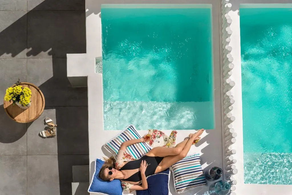 SUITE WITH PRIVATE POOL Room, Mythical Blue Luxury Suites, Santorini