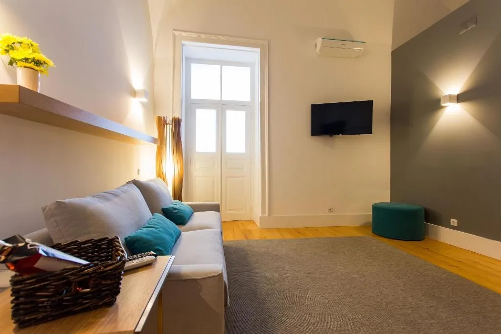 Room, Feels Like Home Chiado Prime Suites, Lisbon