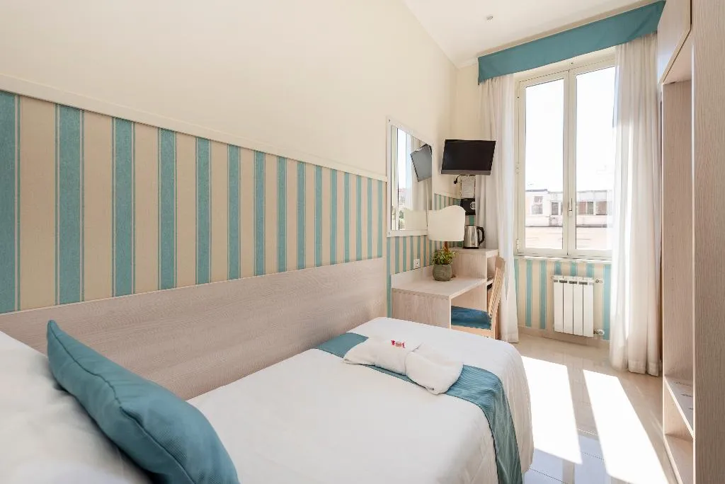 SINGLE STANDARD Room, Parker, Rome