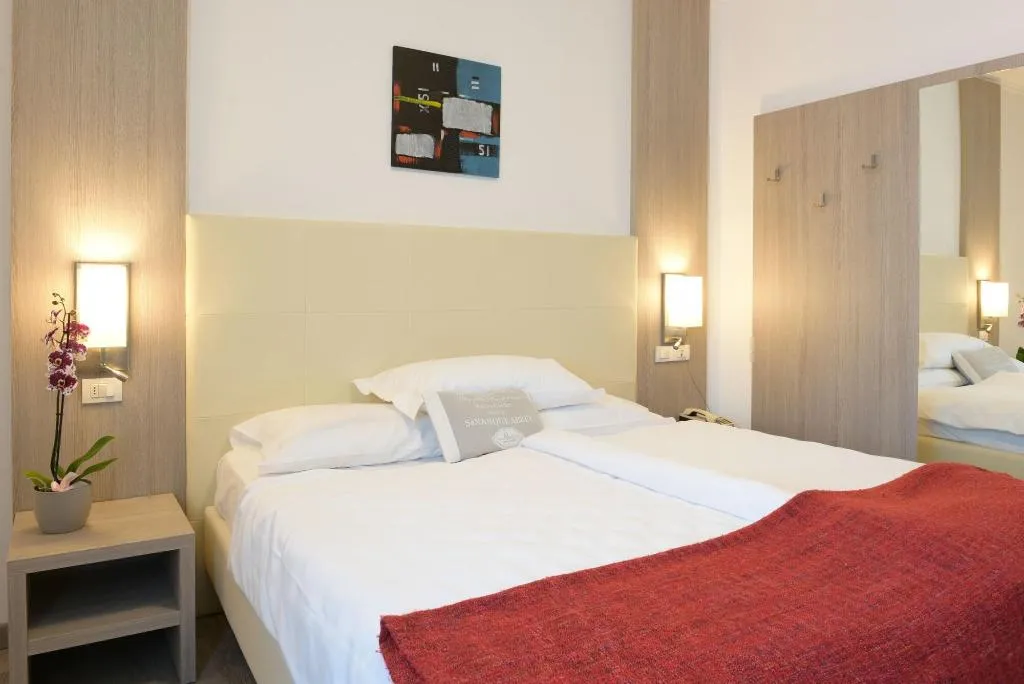 Room, Hotel Venezia, Milan