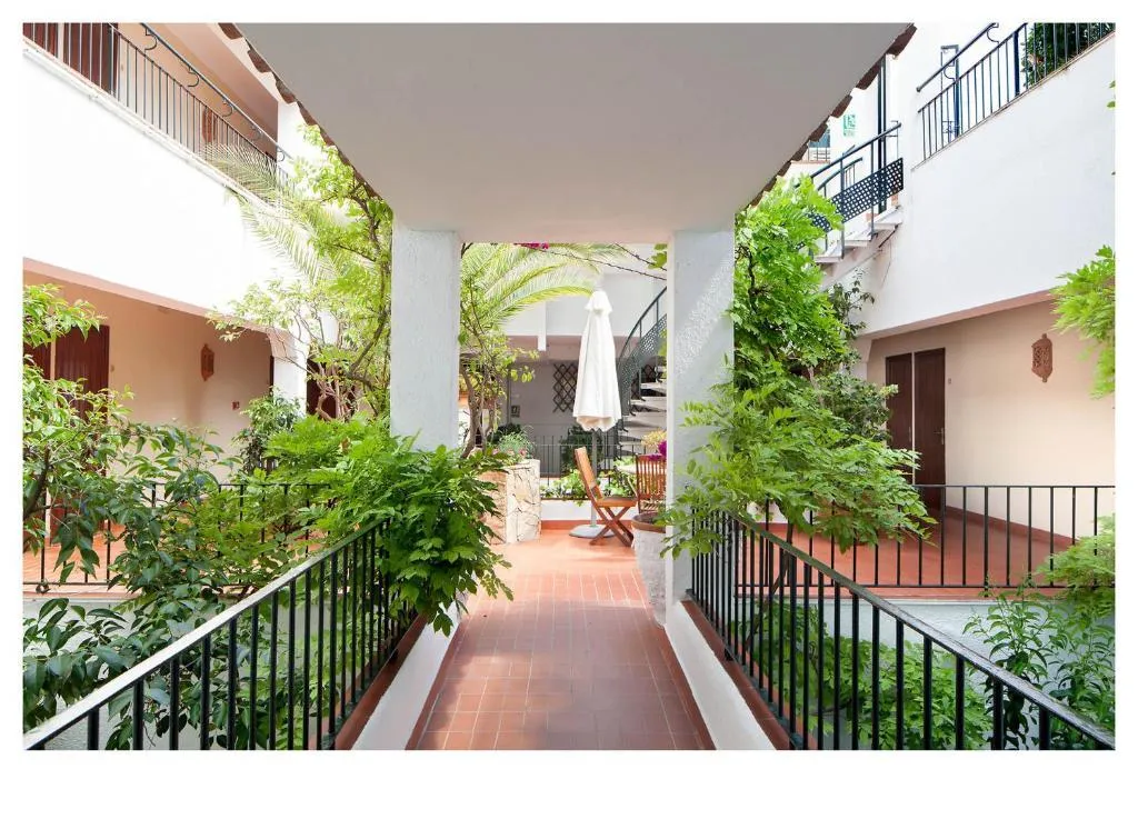 Terrace, Ninays, Costa Brava