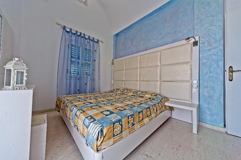 APARTMENT CAPACITY 4 Room, Sellada Apartments, Santorini