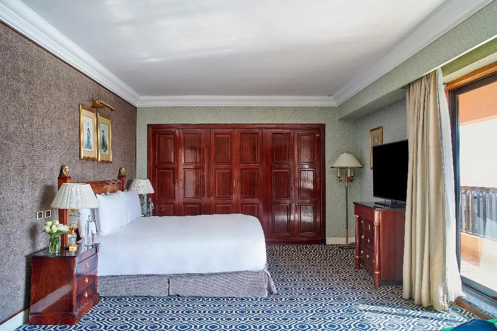 SUITE Presidential WITH VIEWS Room, Semiramis InterContinental Cairo, Cairo