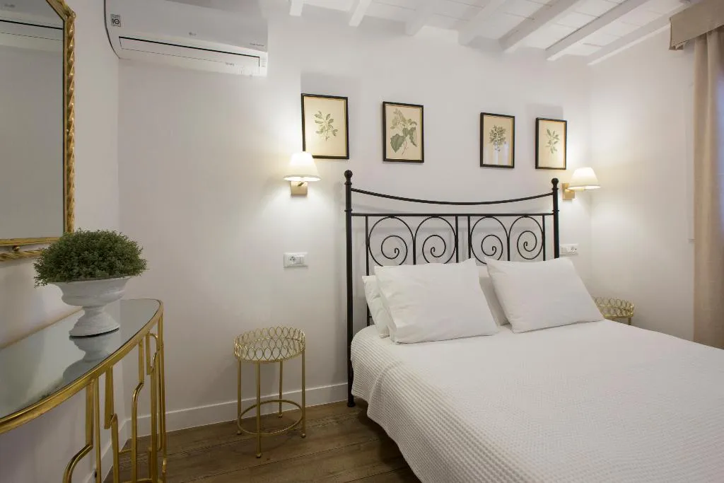 Double or Twin STANDARD Room, Despotiko, Mykonos