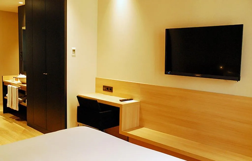 General view, Hotel Ambit Barcelona, Barcelona