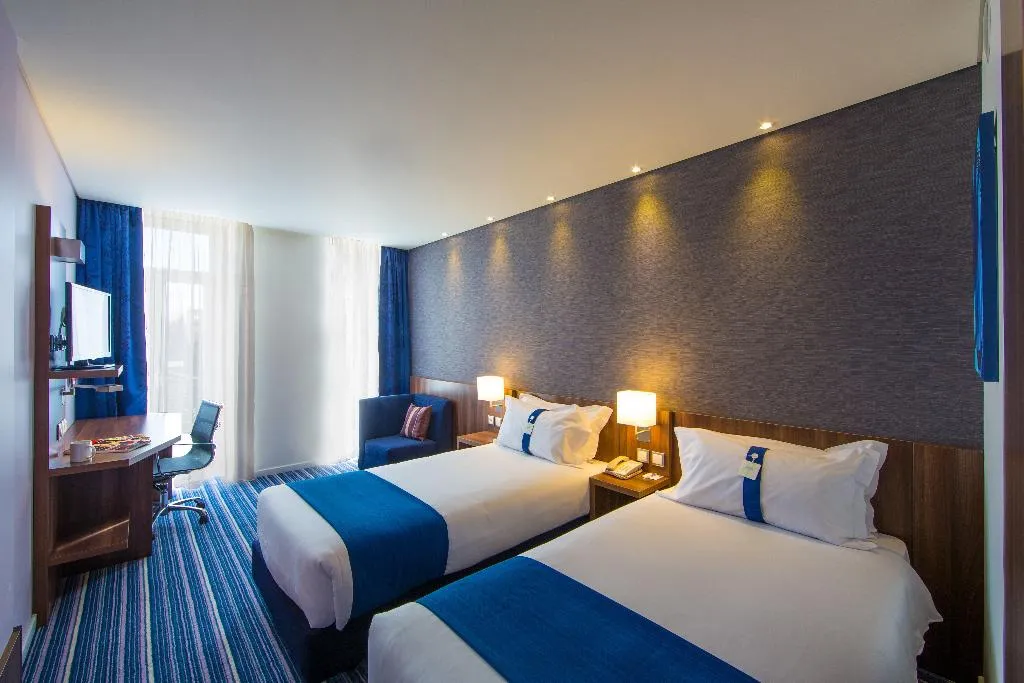 TWIN STANDARD Room, Holiday Inn Express Av.Liberdade, Lisbon