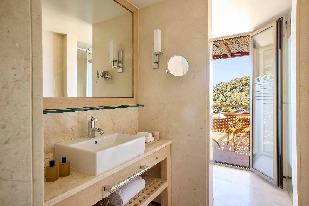 VILLA THREE BEDROOMS Room, Daios Cove, Crete