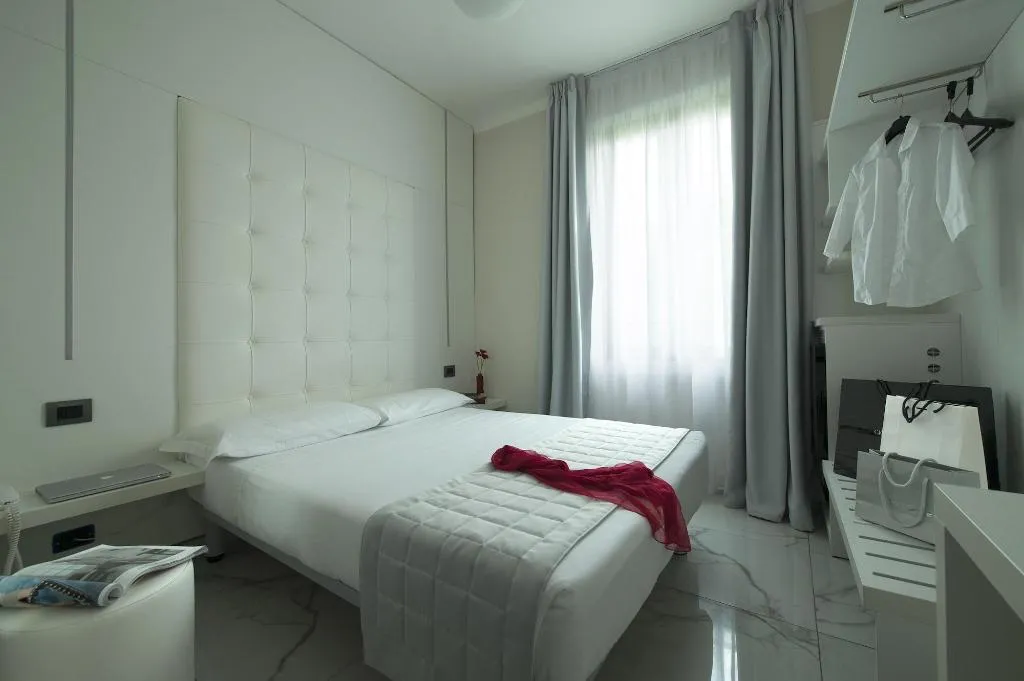 Room, Hotel San Francisco, Milan