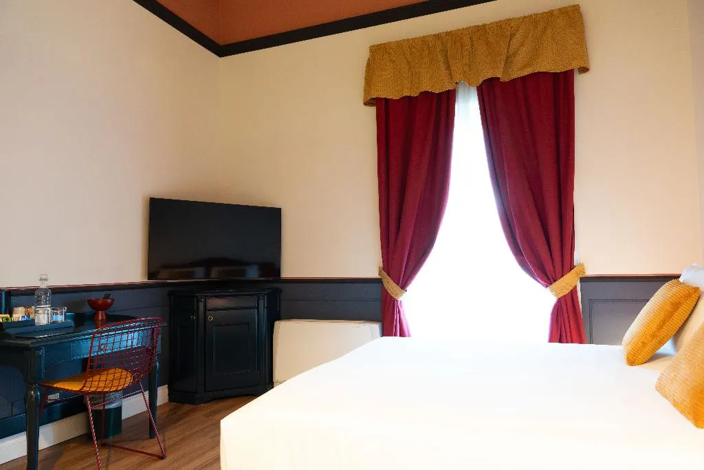 Room, Together Florence Secret Nest, Florence