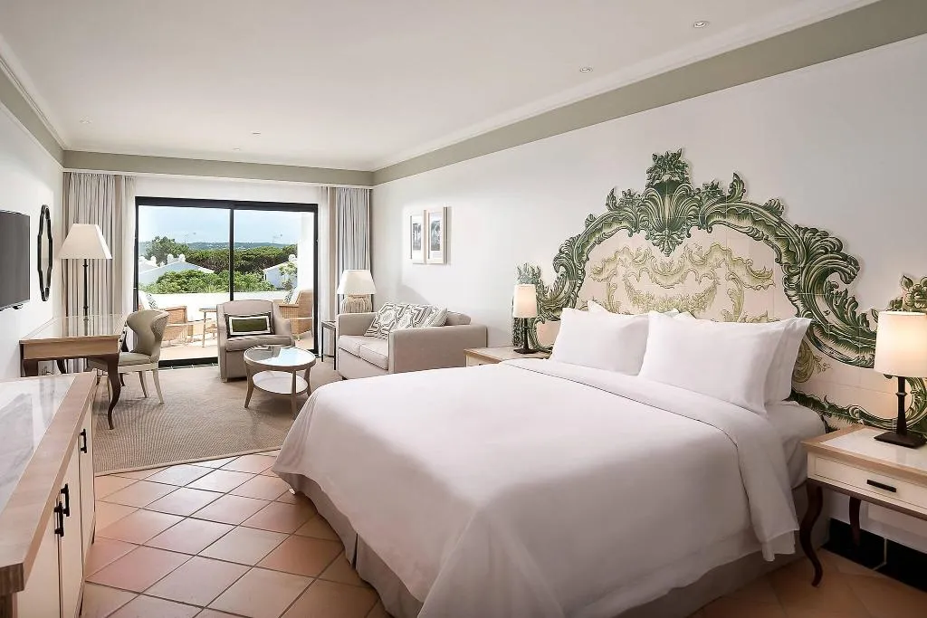 Room, Pine Cliffs Resort, Algarve