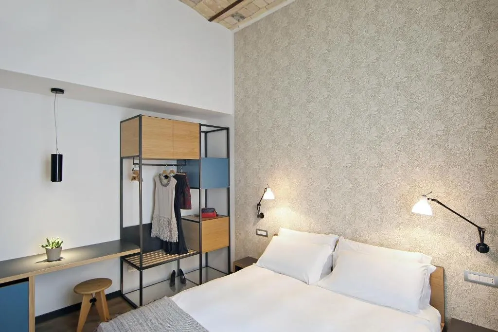 TRIPLE ANNEX Room, Giolli Nazionale, Rome