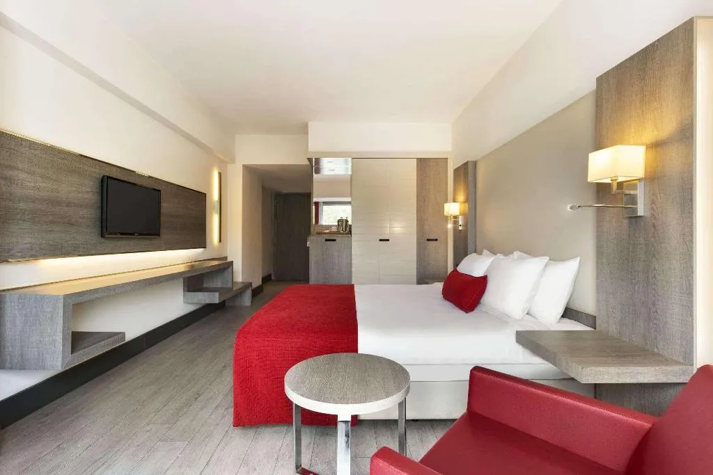 DOUBLE KING SIZE BED Room, Ramada Plaza by Wyndham Izmir, Izmir