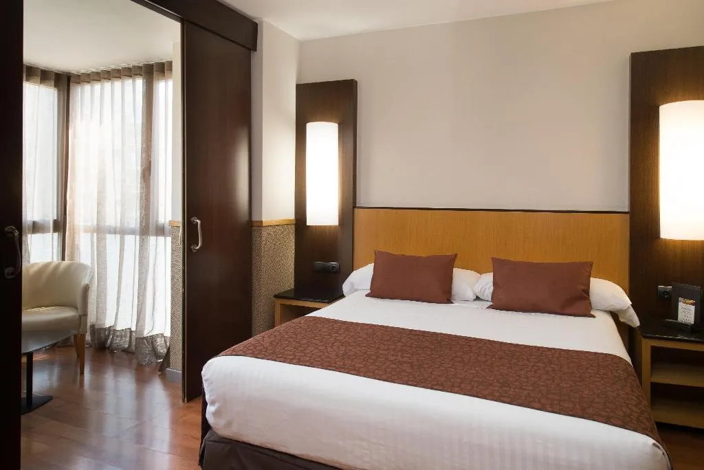 Room, Catalonia Atenas, Barcelona