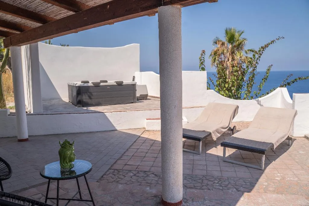 SUITE SEA VIEW Room, Borgo Del Cannitello Romantic Boutique Resort, Palermo