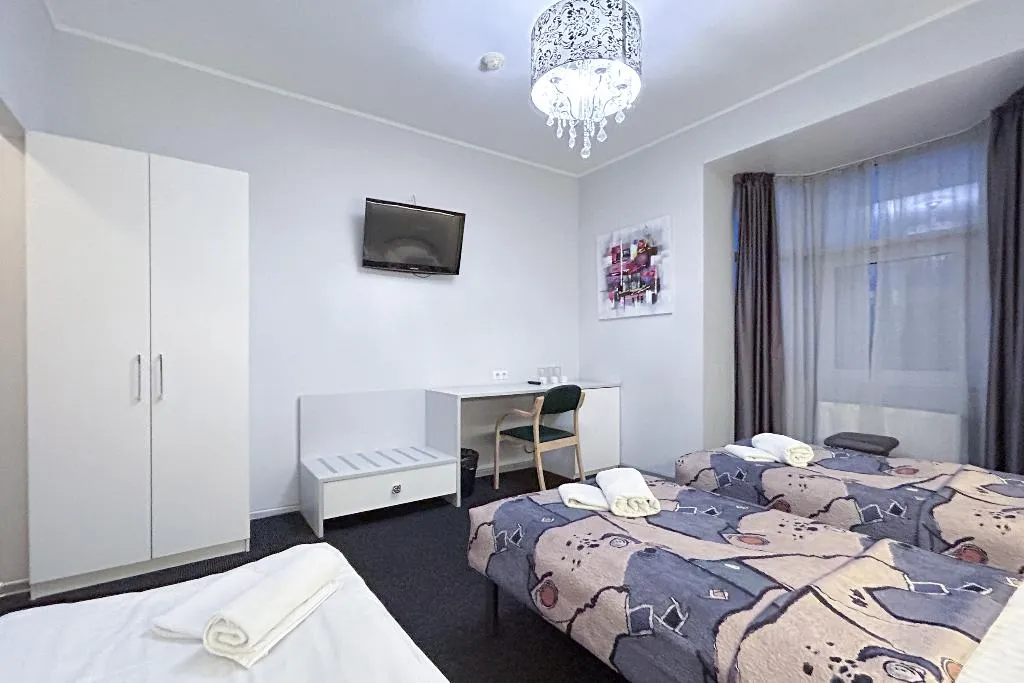 TRIPLE THREE BEDS Room, OK Hotel, Riga