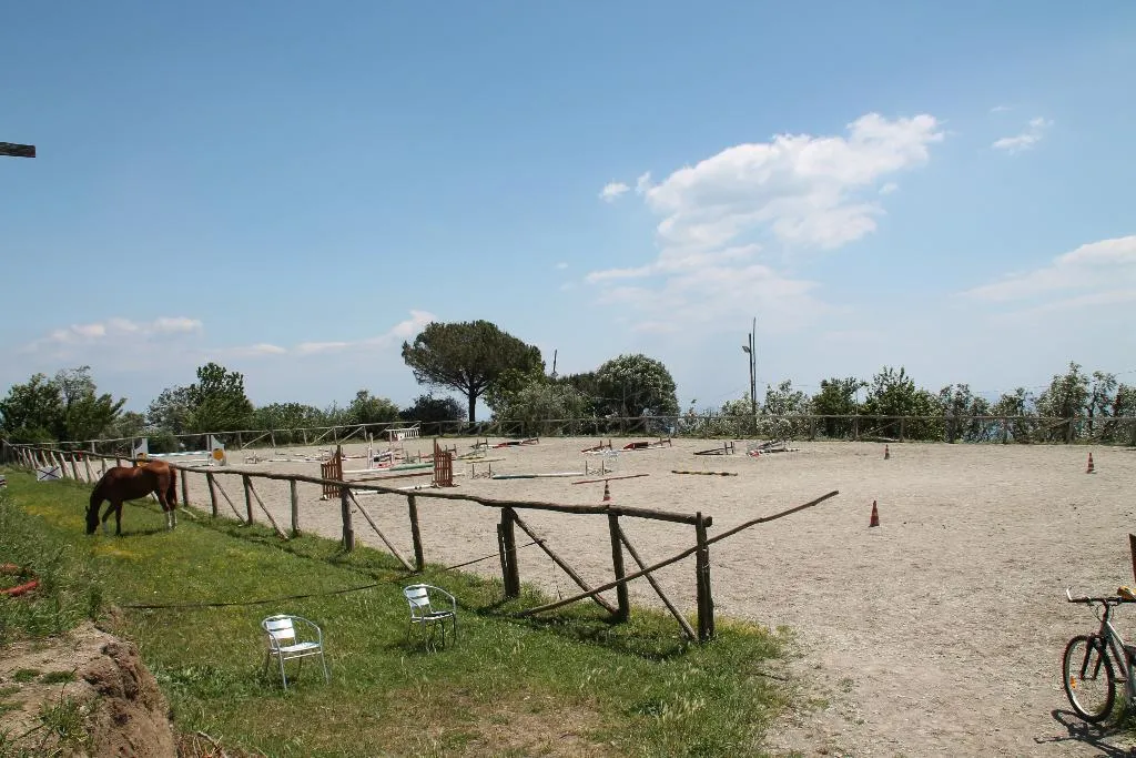 Sports and Entertainment, Agriturismo Piccolo Paradiso, Naples