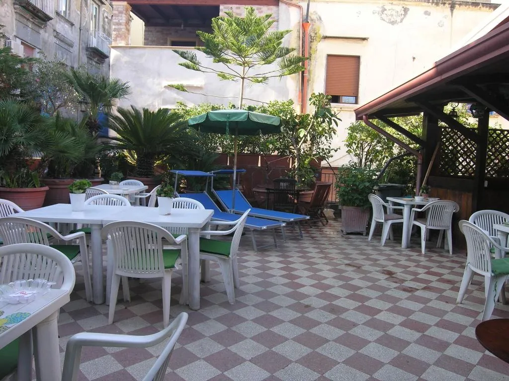 General view, Hotel Toledo, Naples