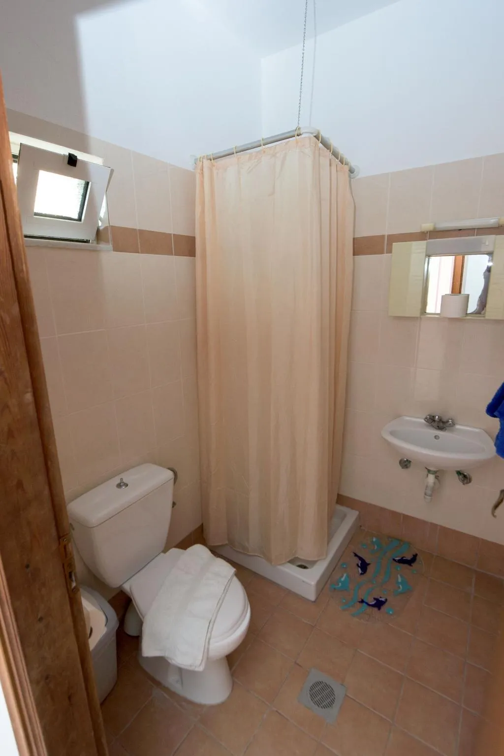 STUDIO CAPACITY 2 Room, Old Windmill Studios, Rhodes