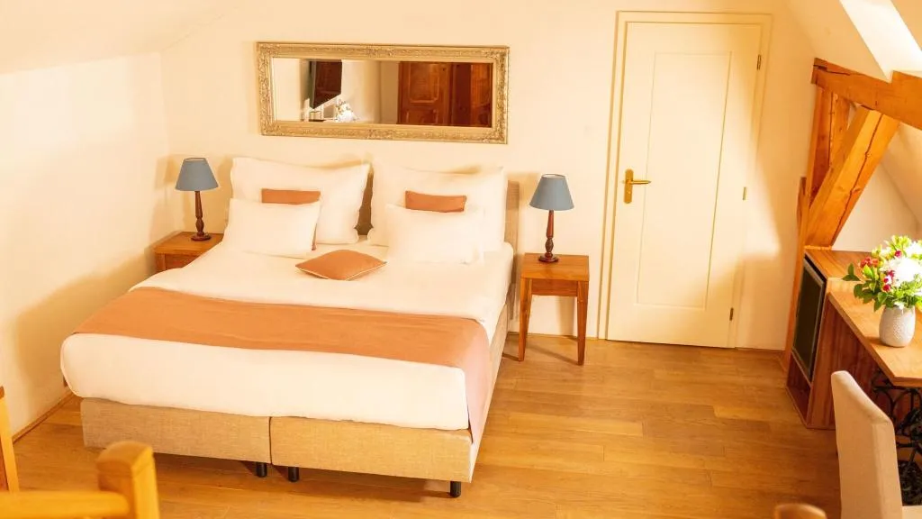 Room, Hotel Golden Key Prague, Prague