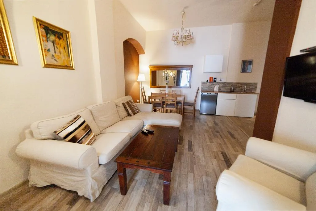 APARTMENT TWO BEDROOMS Room, Lounge Apartments, Krakow