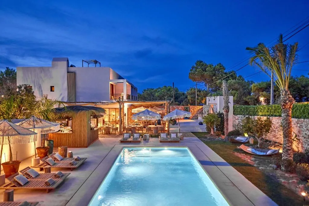 Sports and Entertainment, Mar Suites Formentera By Universal Beach Hotels, Ibiza