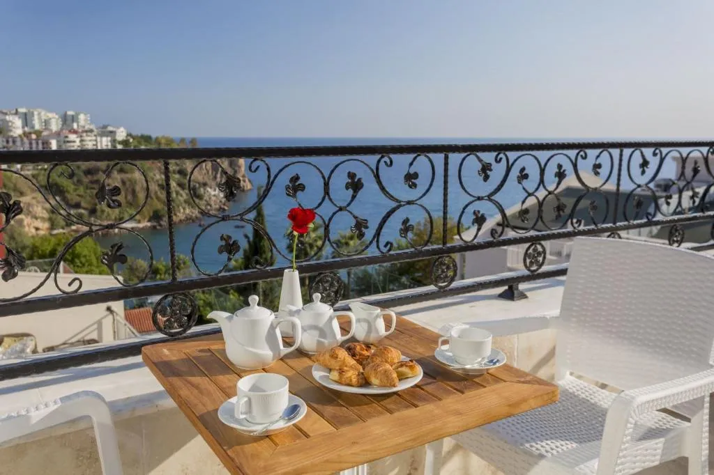 Terrace, Wise Hotel & Spa Adults Only, Antalya