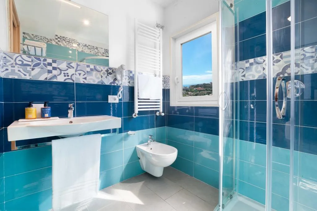 QUADRUPLE STANDARD Room, O Sole Mio, Naples