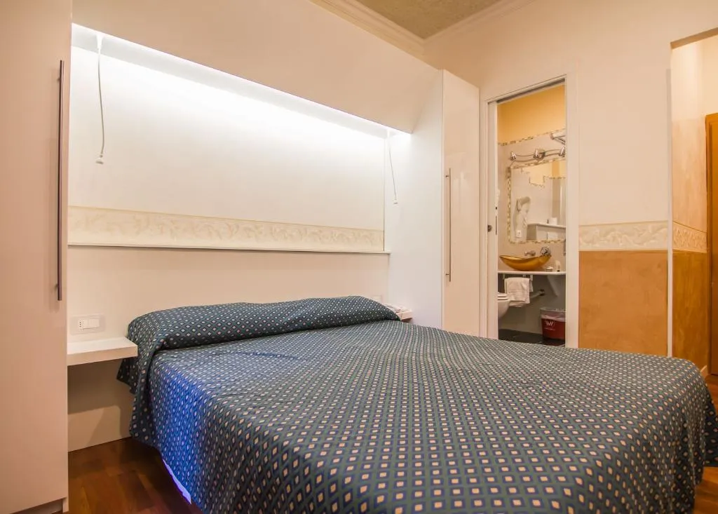 DOUBLE STANDARD Room, Verona Rome, Rome