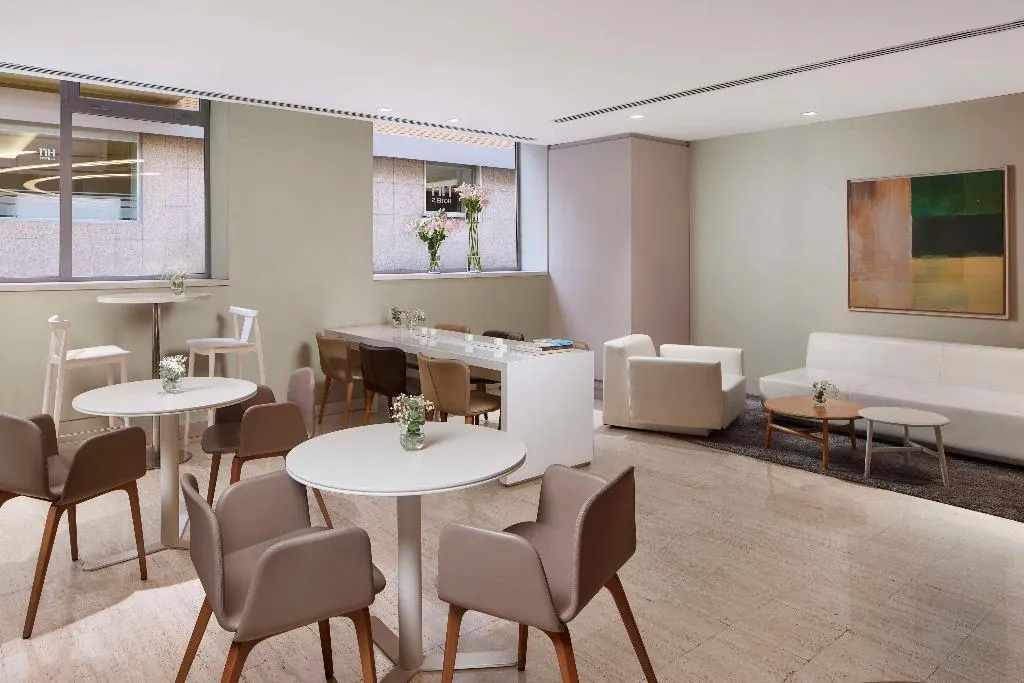 Lobby, NH Madrid Zurbano, Madrid