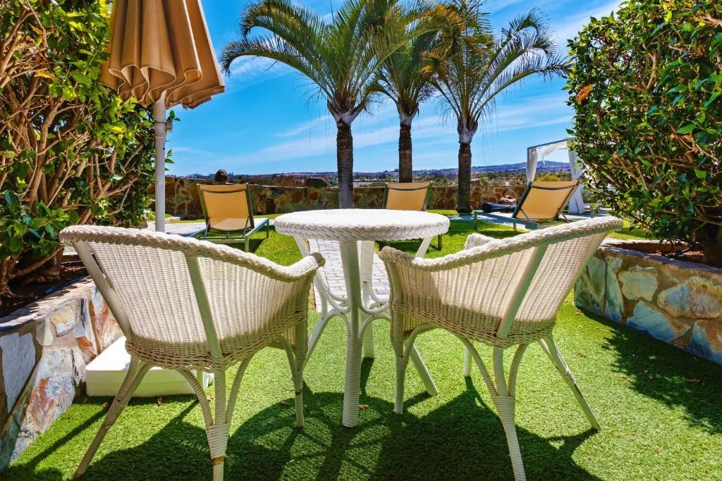 Terrace, Bull Vital Suites & Spa Boutique Hotel Only Adults, Gran Canaria