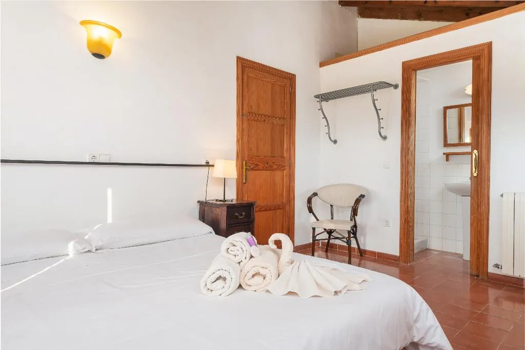 DOUBLE SINGLE USE STANDARD Room, Petit Hotel Hostatgeria La Victoria, Majorca