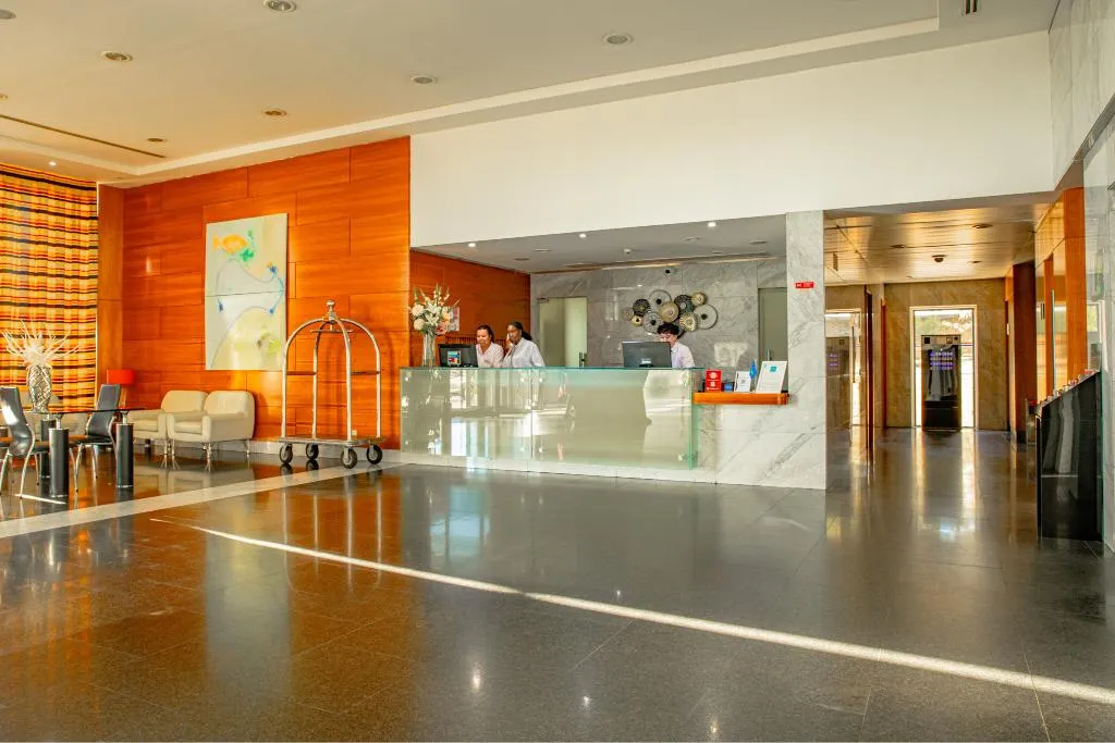 Lobby, VIP Executive Santa Iria Hotel, Lisbon