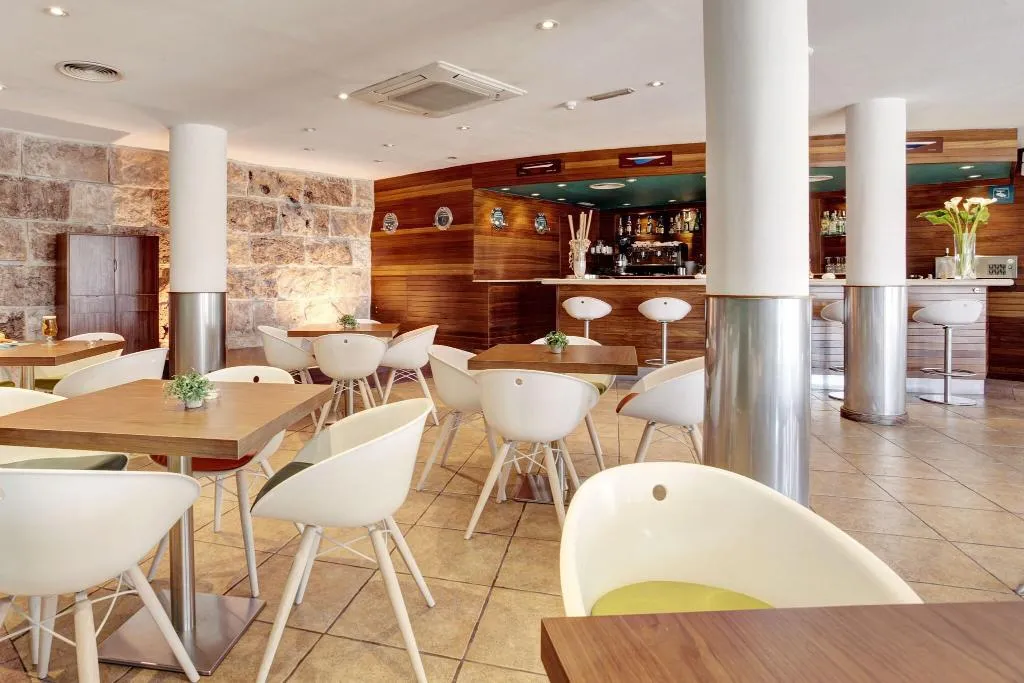 Restaurant, Costa Azul, Majorca