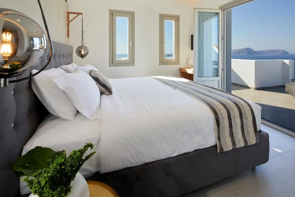 SUITE WITH PRIVATE POOL Room, Phos The Boutique Luxury Hotel & Villas, Santorini