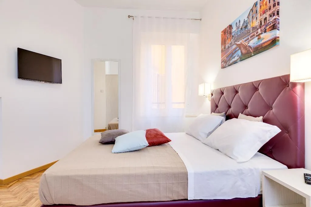 DOUBLE KING SIZE BED Room, Dolce Luxury Rooms, Rome