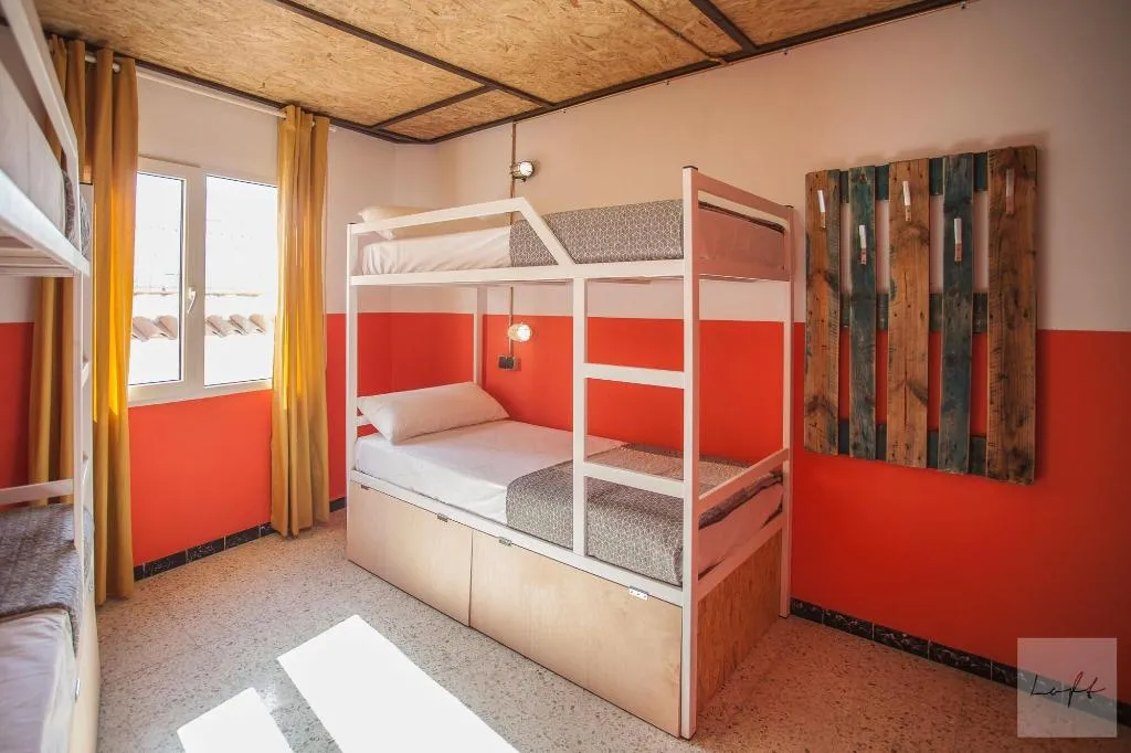 Room, Neptuno Hostal, Costa Brava