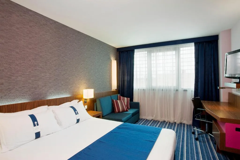 DOUBLE Accessible Room, Holiday Inn Express Lisbon Airport, Lisbon