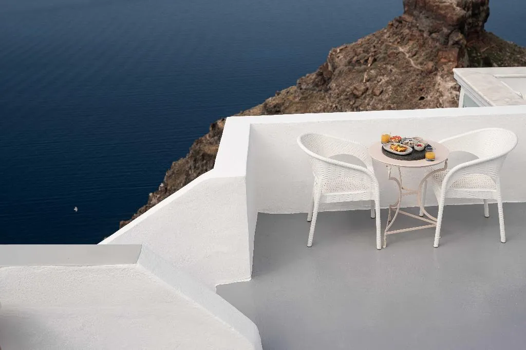 General view, La Roka Cliffside Memories, Santorini