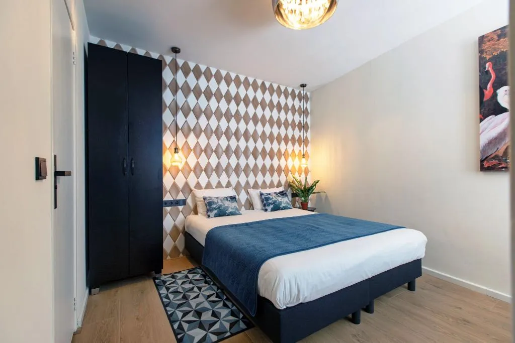 DOUBLE STANDARD Room, Quentin Golden Bear Hotel, Amsterdam